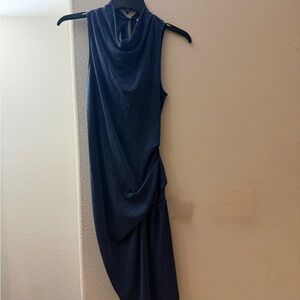 HALSTON Elegant Navy Blue Sleeveless Dress